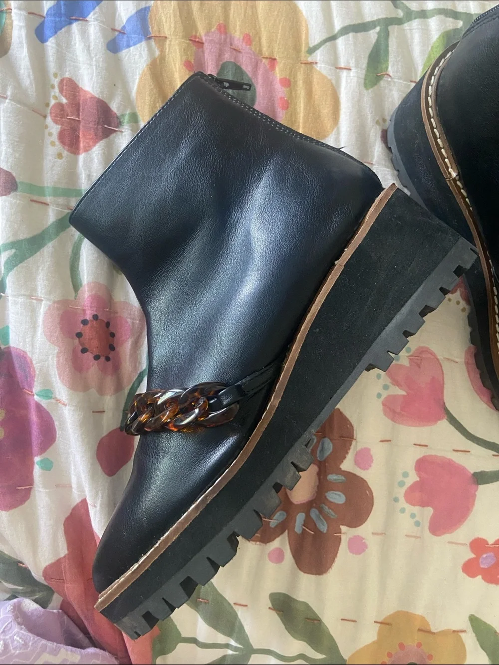 Coconuts by Matisse Black Leather Platform Ankle Boots with Tortoiseshell Chain